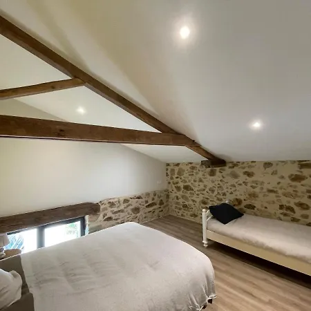 Gite De La Foye - Le Jasmin Combrand Exterior photo